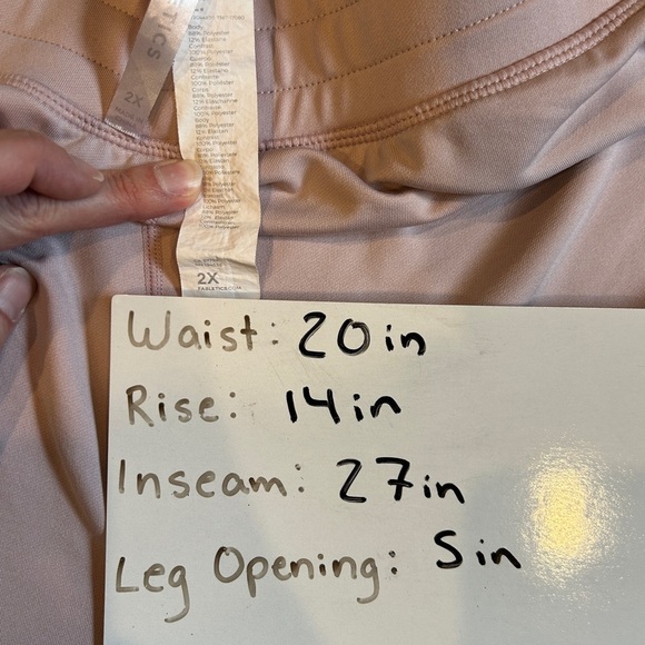 Fabletics Women’s Muted Mauve High Waisted Cold Weather Pocket Joggers - 2X - Picture 7 of 7